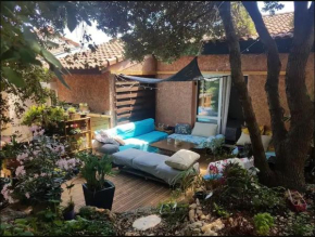 Petite Villa 4-6 personnes belles terrasses, piscine, plages